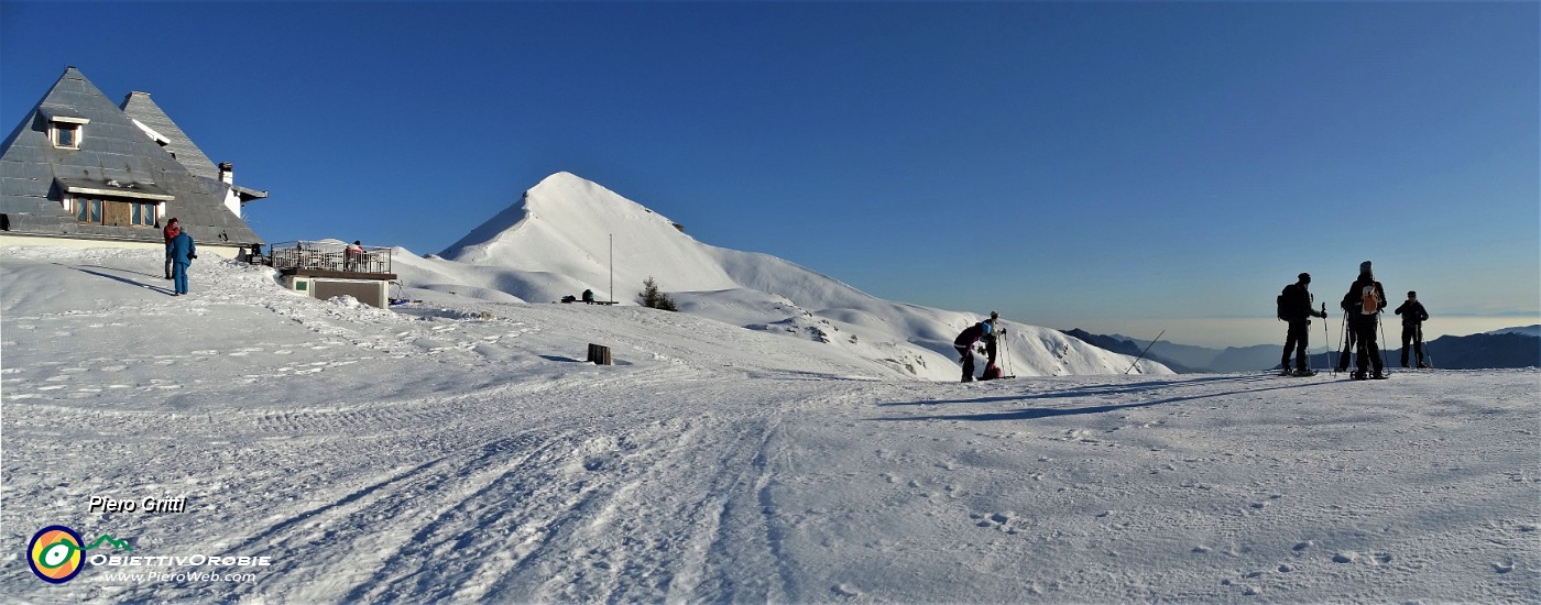 80 Dal Rif. Nicola bella vista in Sodadura baciato dal sole.jpg